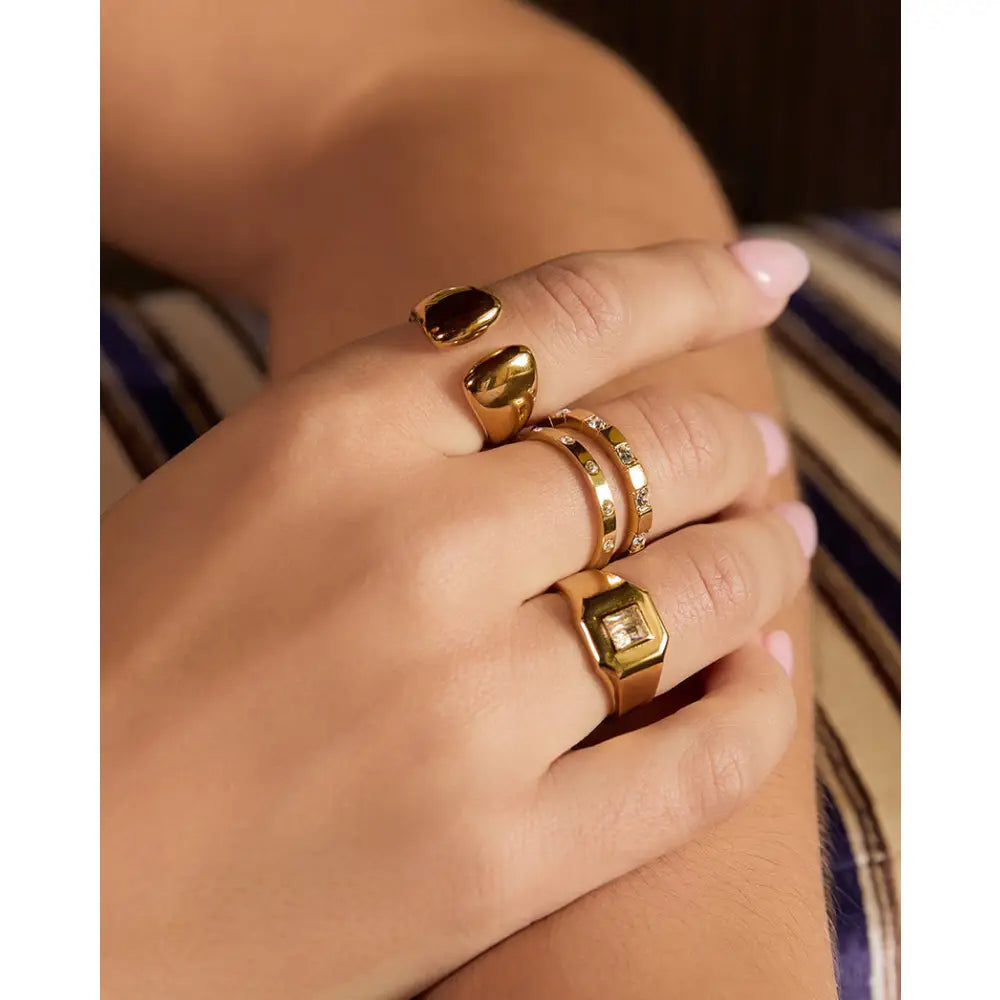 Beau Gold Ring - Rings