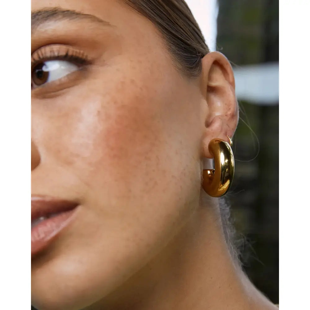 Bella Gold Hoop Earrings - Earrings