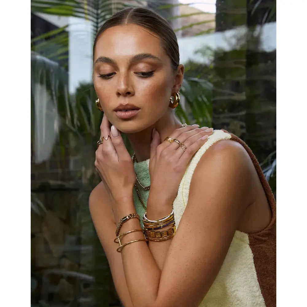 Bella Gold Hoop Earrings - Earrings
