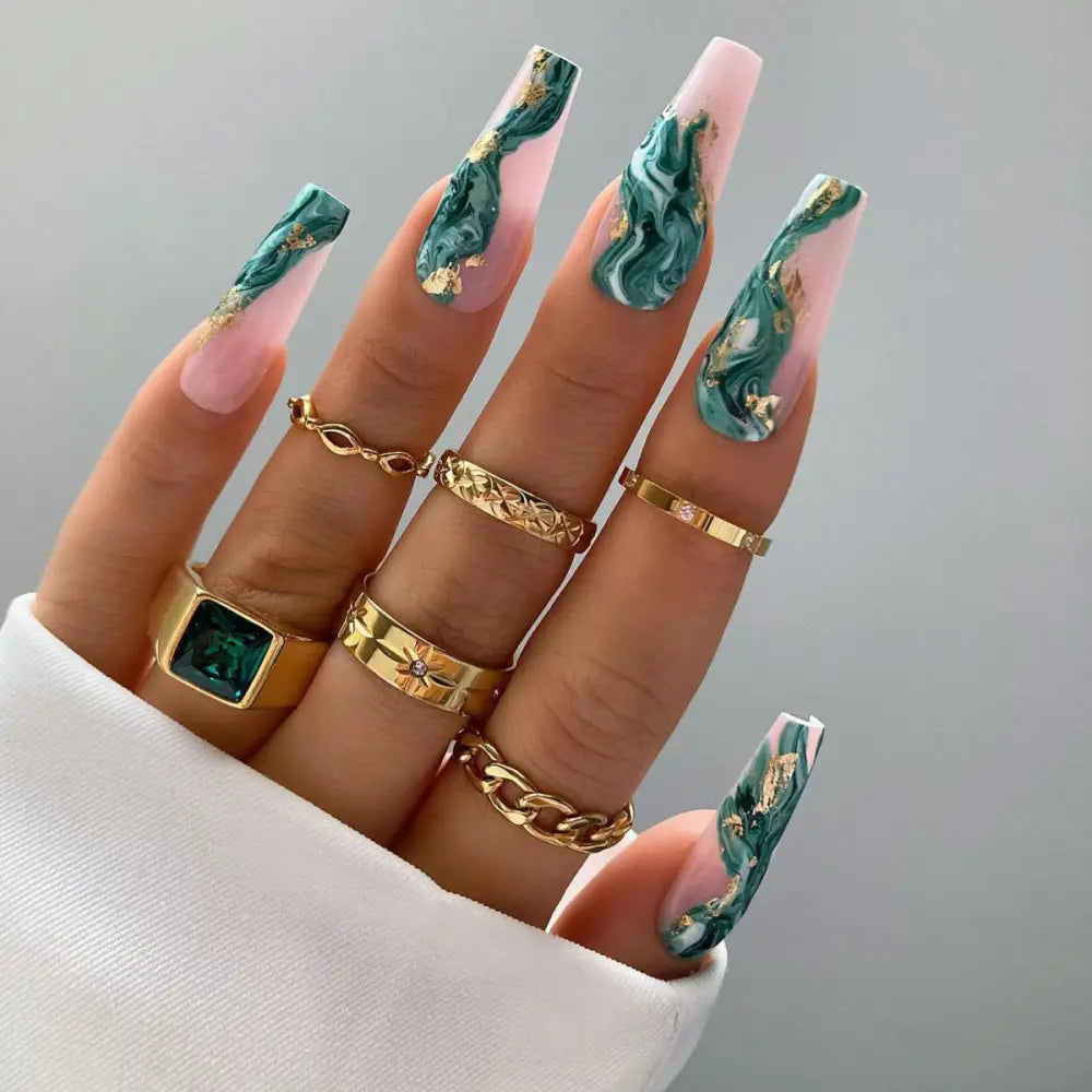 Daphne Star Ring - Rings