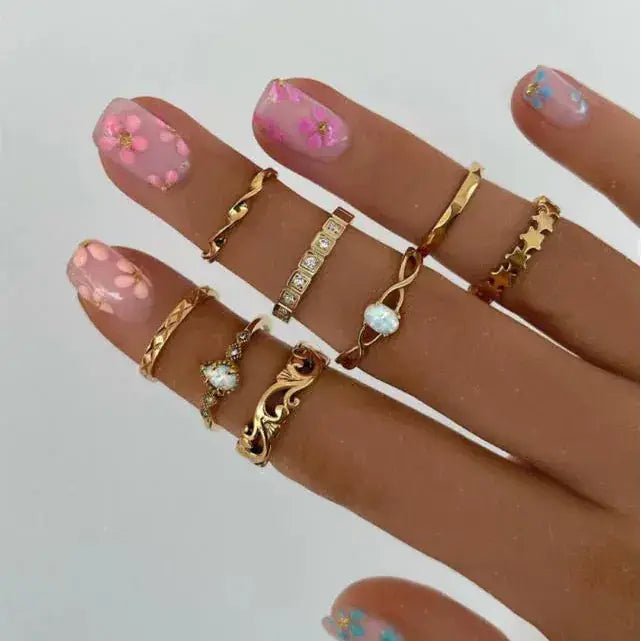 Eleanor Ring - Rings
