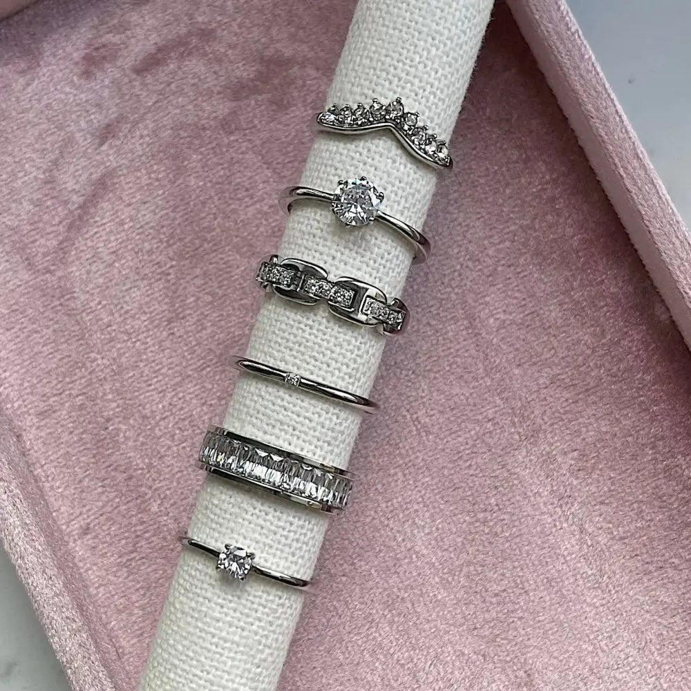 Elle Ring - Rings