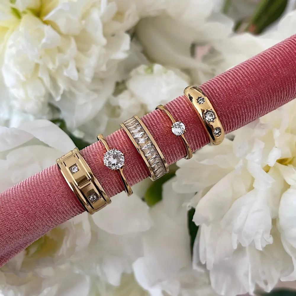 Elle Ring - Rings