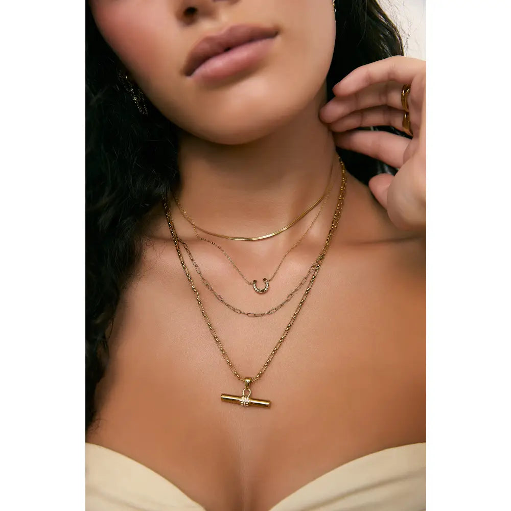 Lucky Horseshoe Gold Necklace - Necklaces