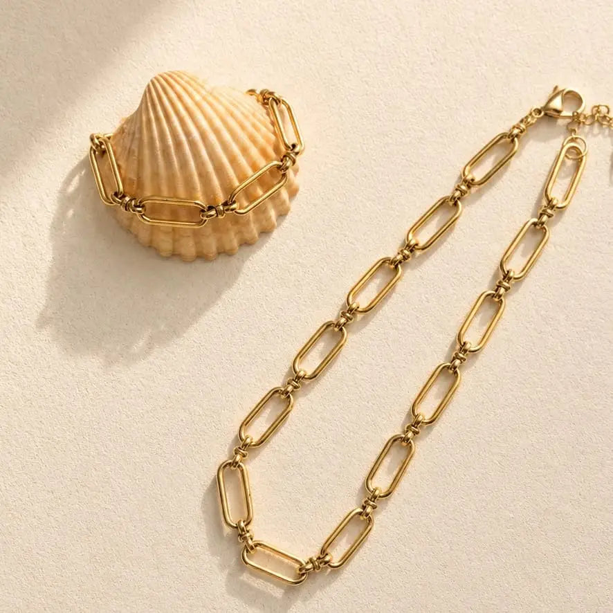 Marco Necklace - Necklaces