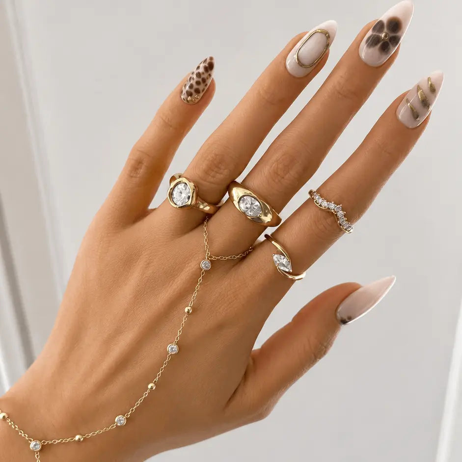 Martha Hand Chain Bracelet - Bracelets