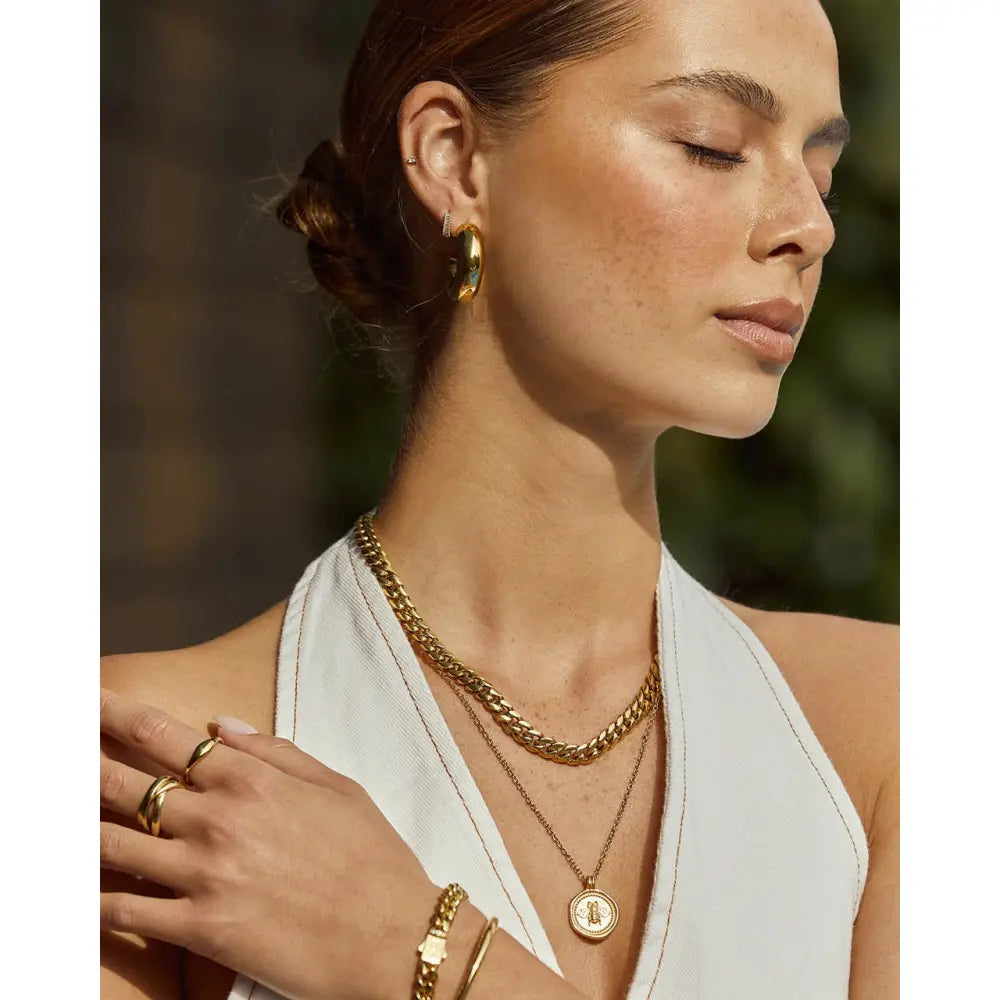 Queen Bee Gold Necklace - Necklaces