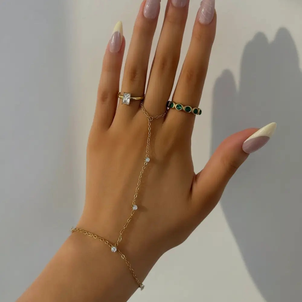 Remy Hand Chain Bracelet - Bracelets