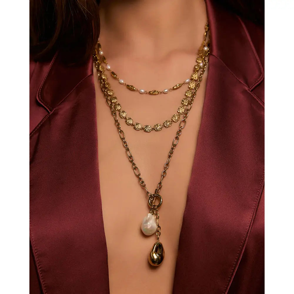 Victoria Pearl Necklace - Necklaces